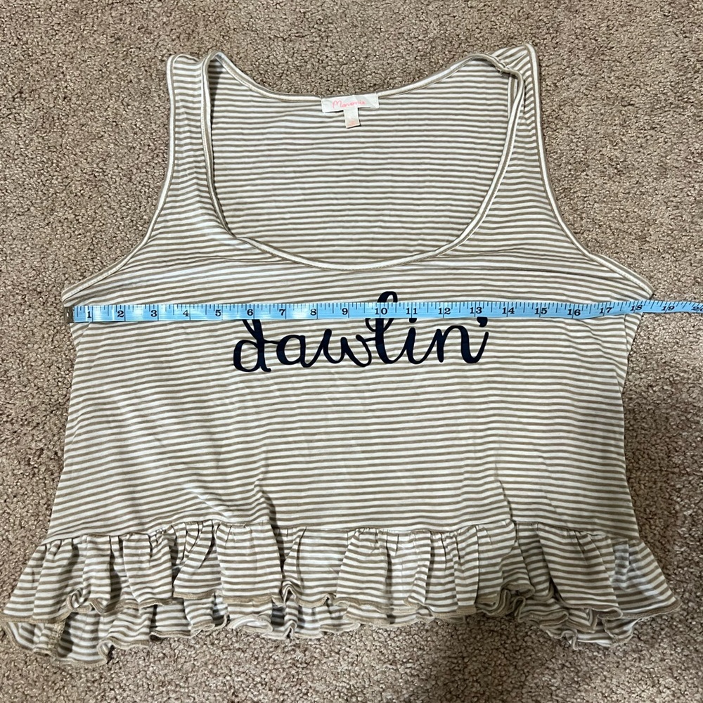 The Elizabeth Chronicles NOLA Dawlin’ Cropped Ruffle Tank - Picture 10 of 12